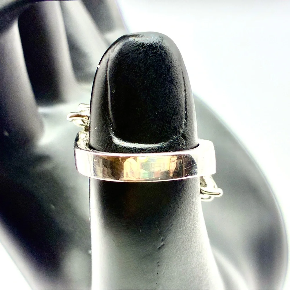 Vintage Marquise & Channel Set Cubic Zirconia Ring in a Silver Tone Size 6.0